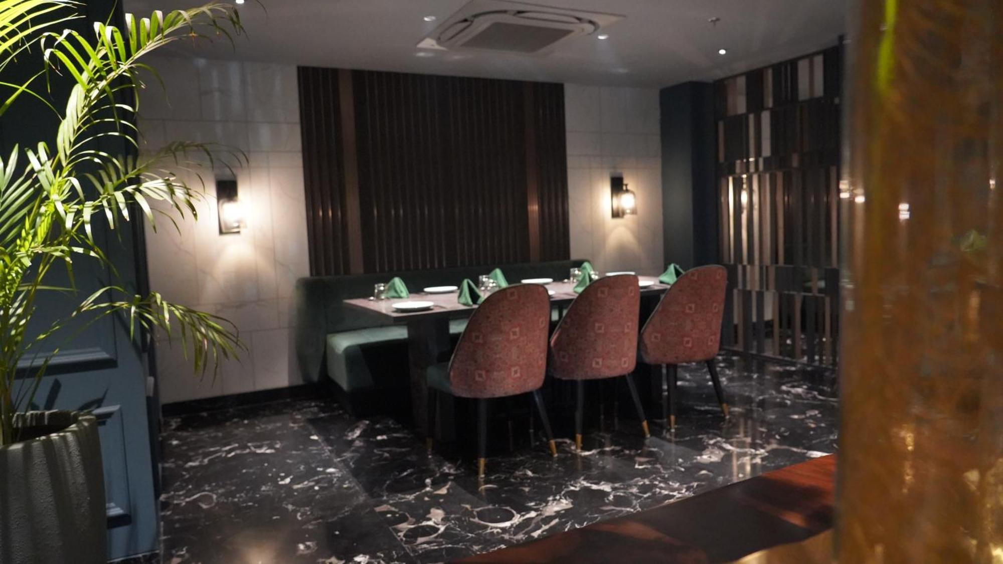 Seasons Rajkot Hotel Exterior photo