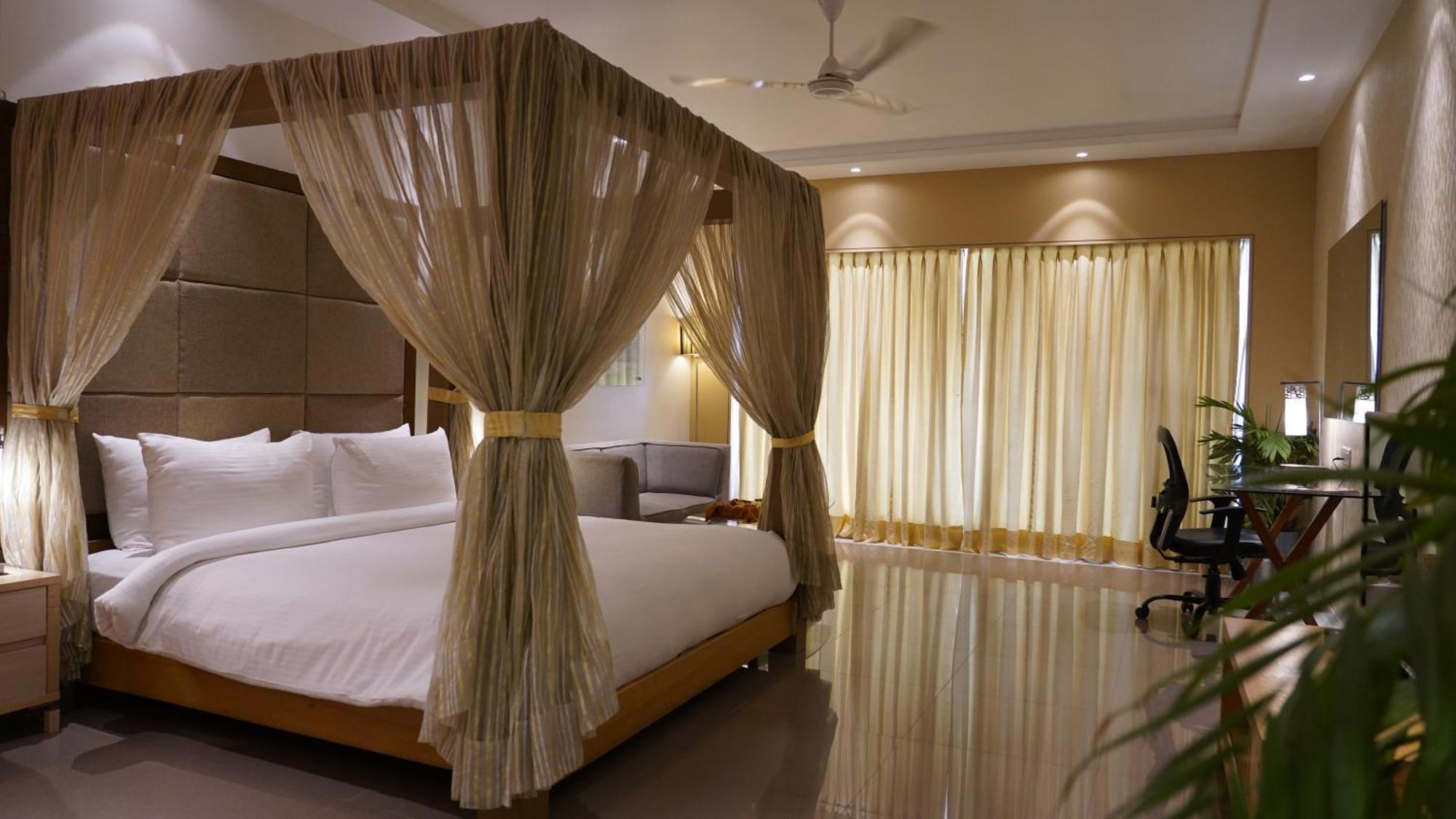 Seasons Rajkot Hotel Exterior photo
